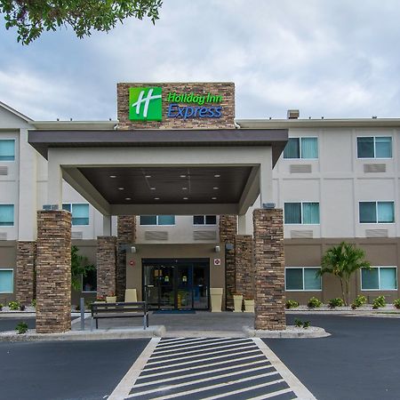 Holiday Inn Express - Naples South - I-75 By Ihg Golden Gate Exterior photo
