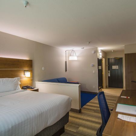 Holiday Inn Express - Naples South - I-75 By Ihg Golden Gate Exterior photo
